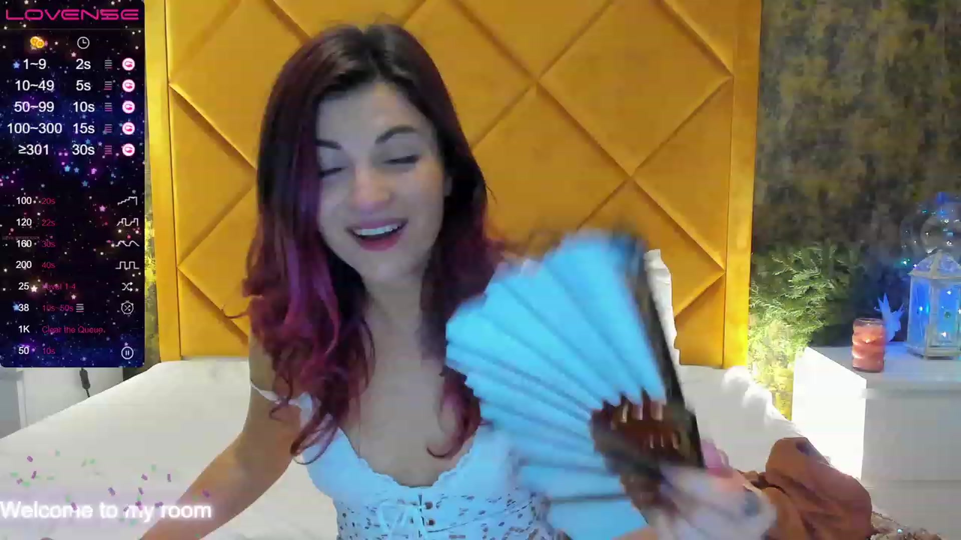 Gallery image thumbnail from Ellly_rosse's myfreecams stream on, 01/01/2023, 22:54 image 9 of 20