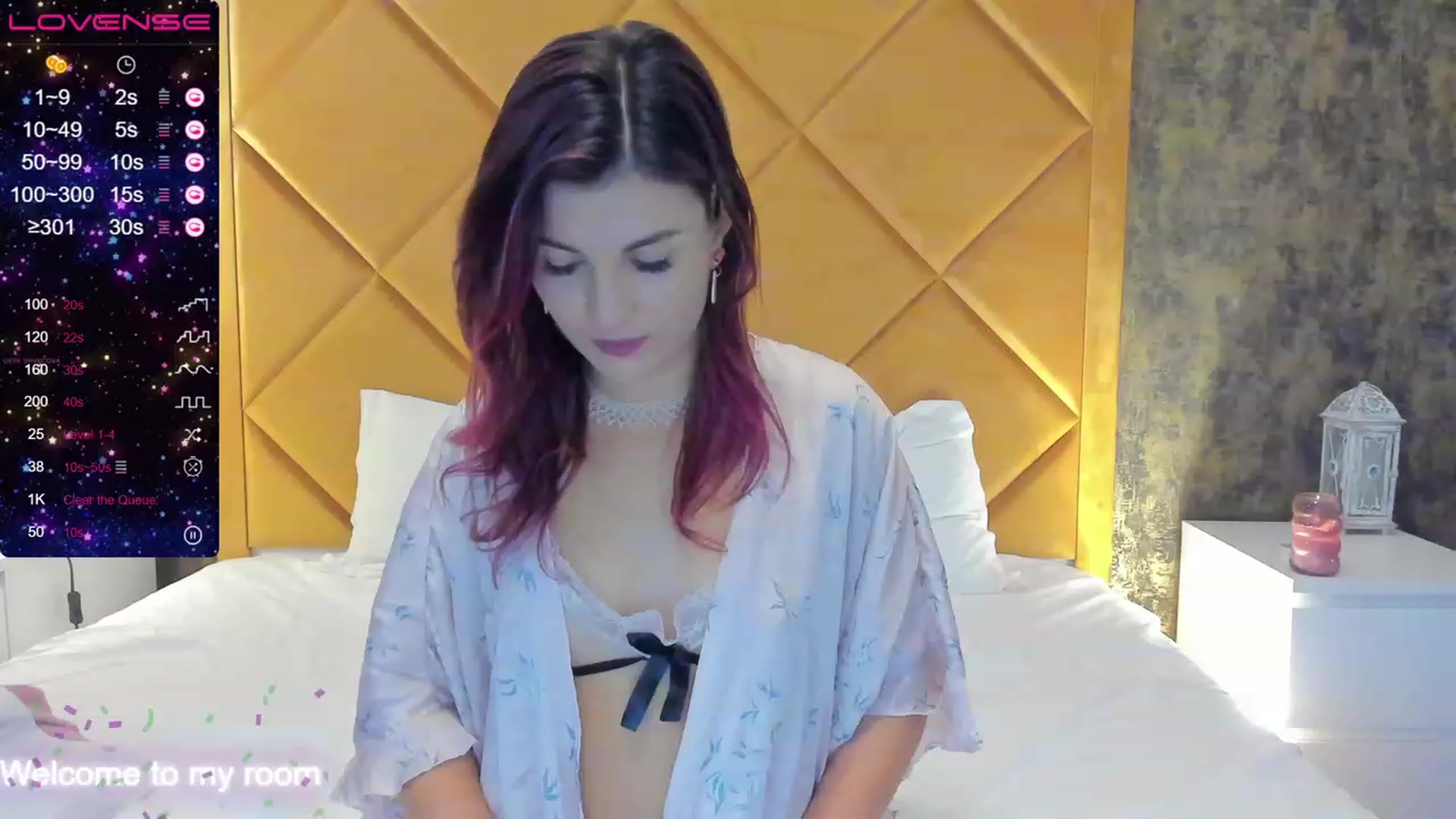 Gallery image thumbnail from Ellly_rosse's myfreecams stream on, 01/04/2023, 12:46 image 19 of 20