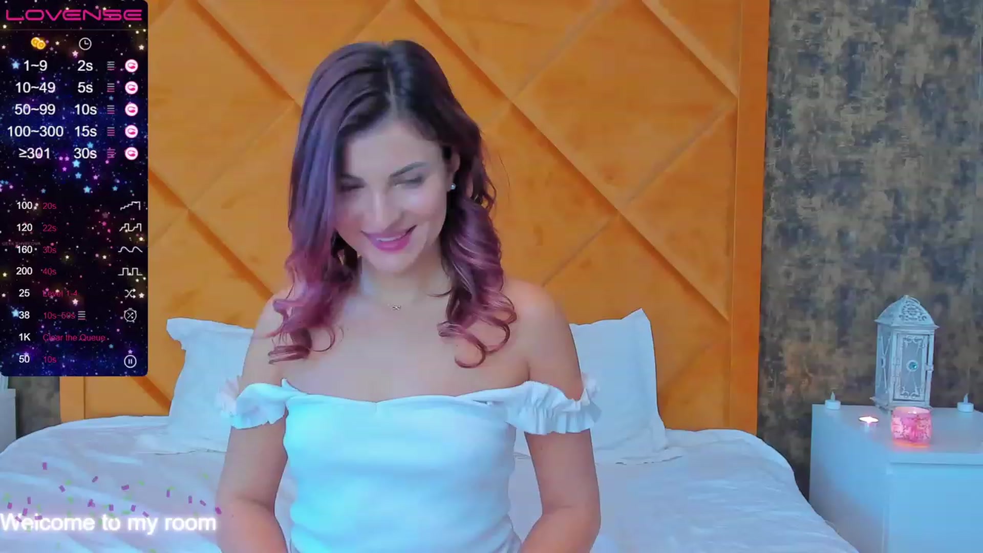 Gallery image thumbnail from Ellly_rosse's myfreecams stream on, 01/18/2023, 10:35 image 1 of 20