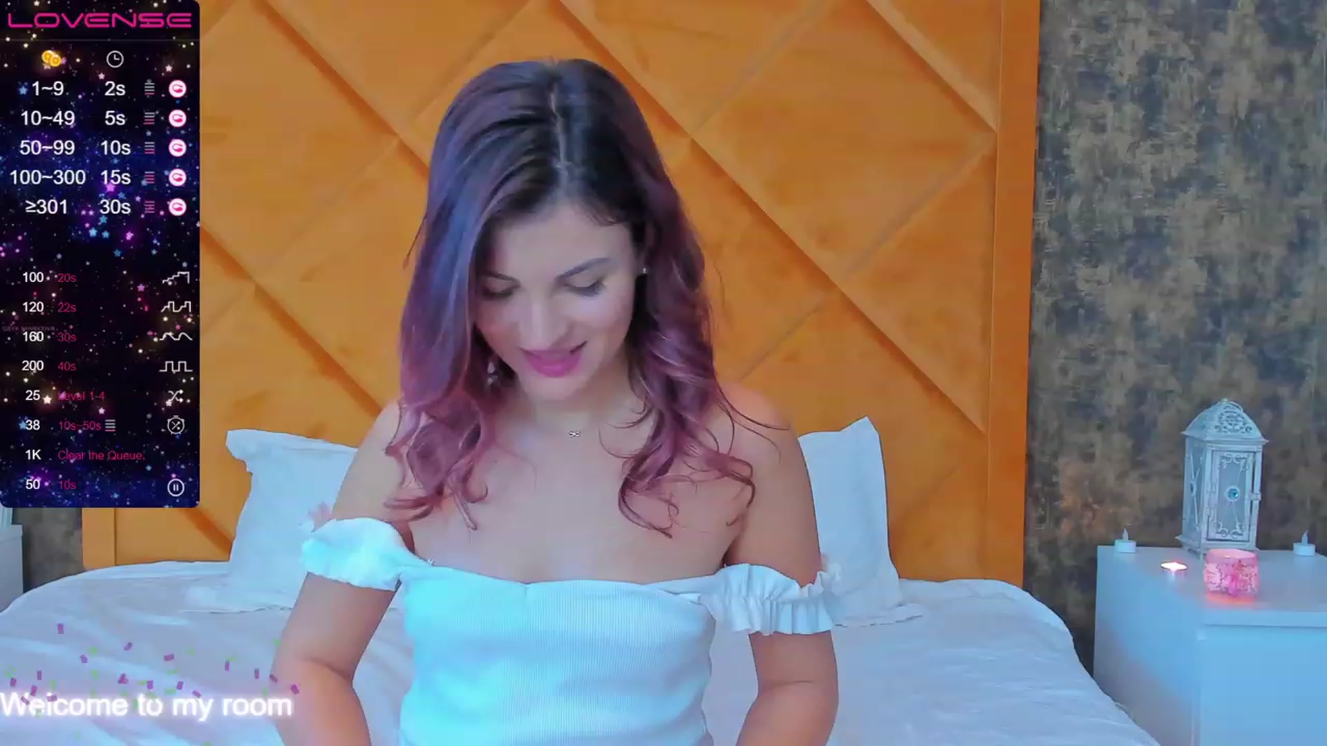 Gallery image thumbnail from Ellly_rosse's myfreecams stream on, 01/18/2023, 10:35 image 5 of 20