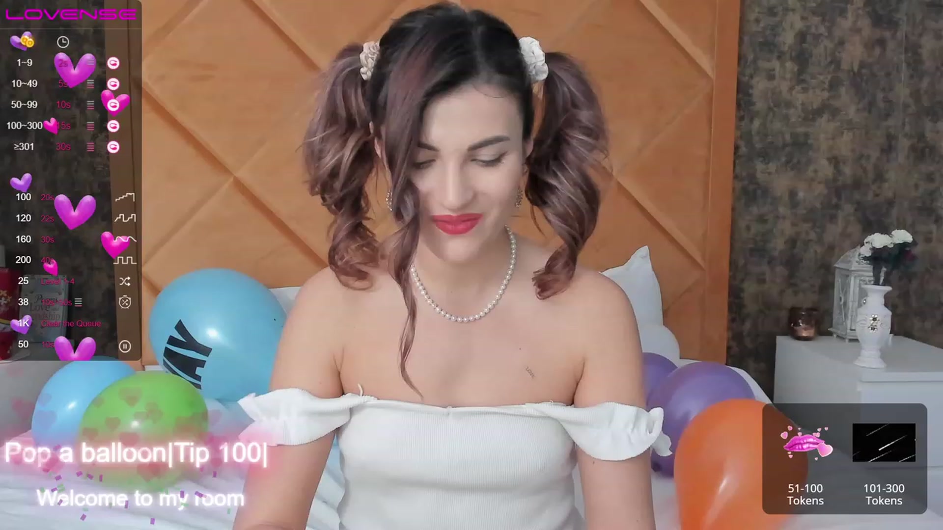 Gallery image thumbnail from Ellly_rosse's myfreecams stream on, 02/14/2023, 09:57 image 11 of 20