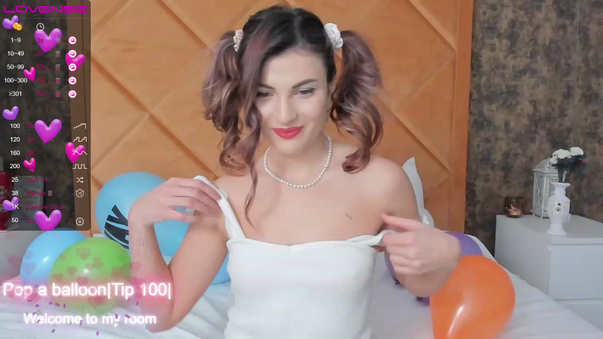 Gallery image thumbnail from Ellly_rosse's myfreecams stream on, 02/14/2023, 09:57 image 8 of 20