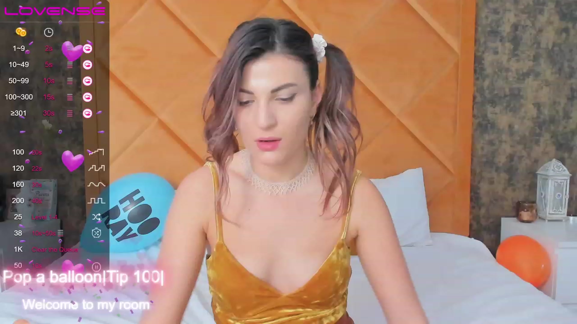 Gallery image thumbnail from Ellly_rosse's myfreecams stream on, 02/15/2023, 11:00 image 15 of 20