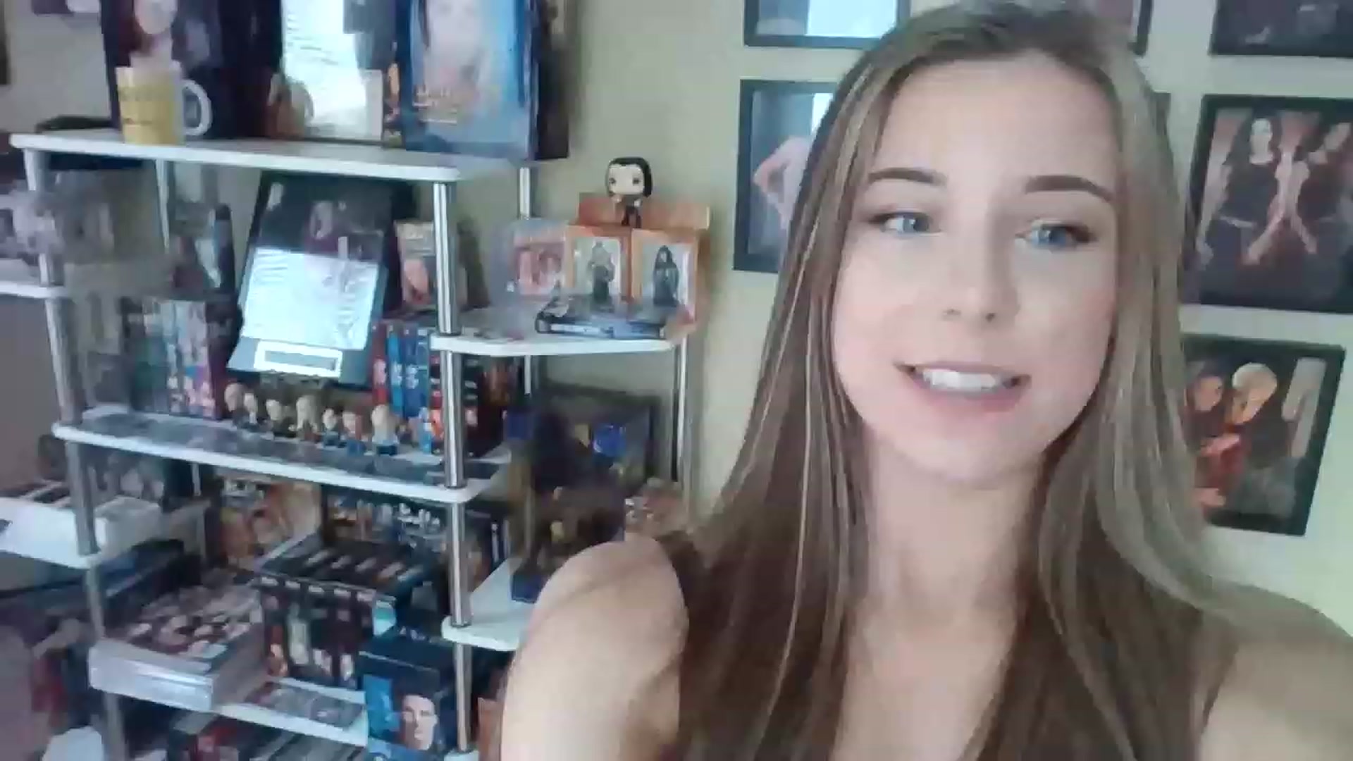 Gallery image thumbnail from EllyBunnie's myfreecams stream on, 03/16/2023, 16:08 image 14 of 20