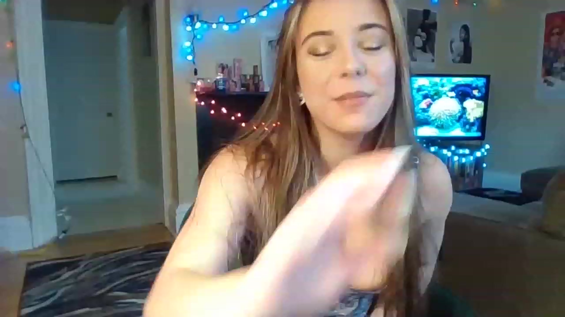 Gallery image thumbnail from EllyBunnie's myfreecams stream on, 03/23/2023, 15:26 image 12 of 20