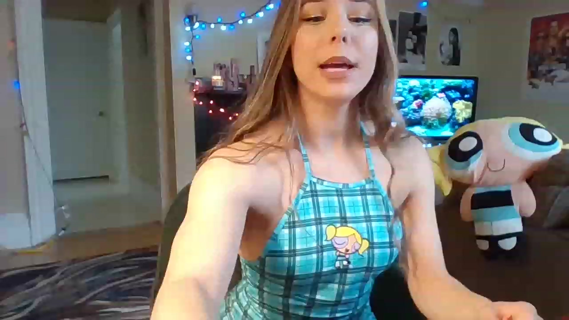 Gallery image thumbnail from EllyBunnie's myfreecams stream on, 04/05/2023, 16:36 image 10 of 20