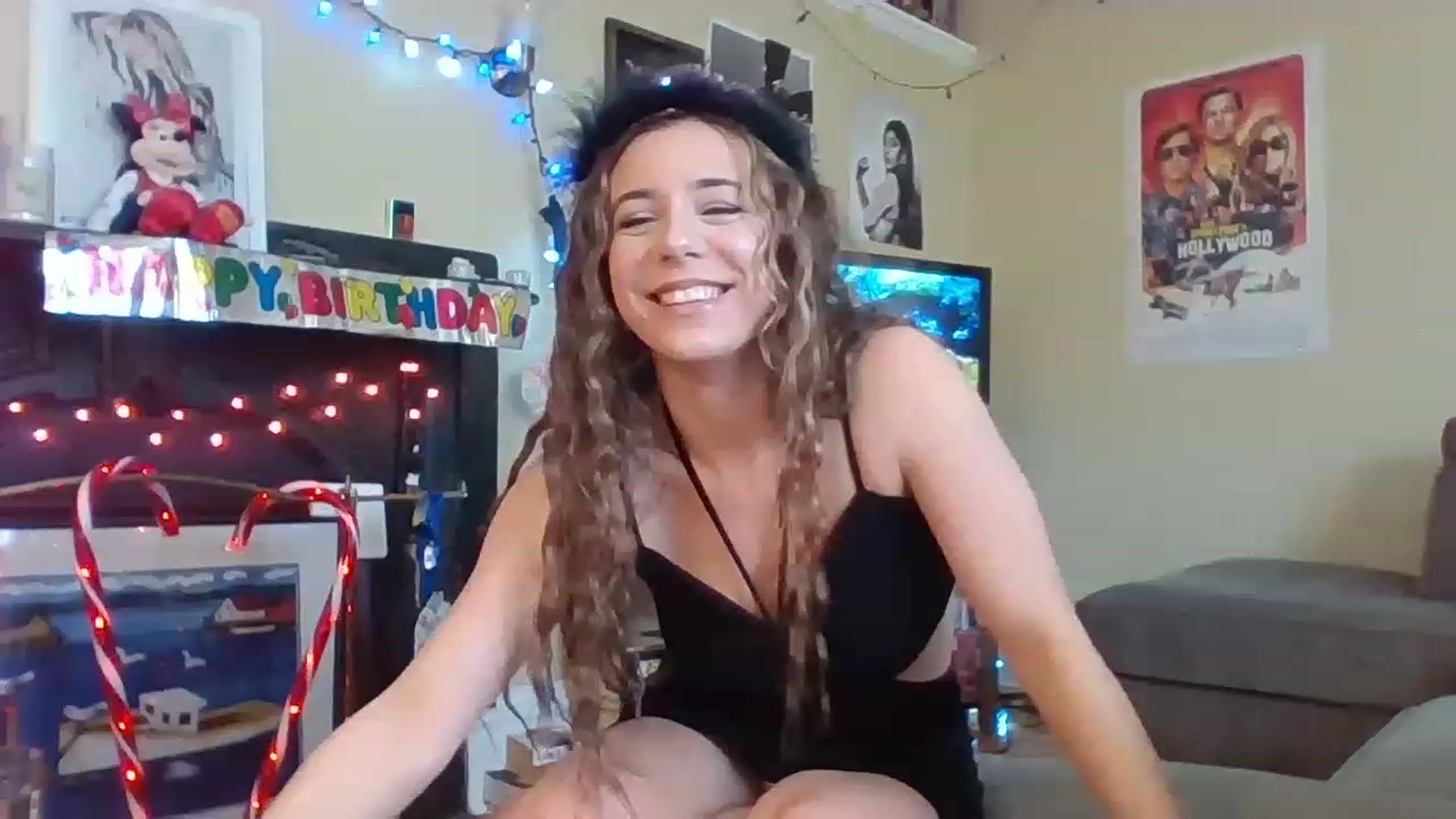 Gallery image thumbnail from EllyBunnie's myfreecams stream on, 04/13/2023, 16:45 image 5 of 20