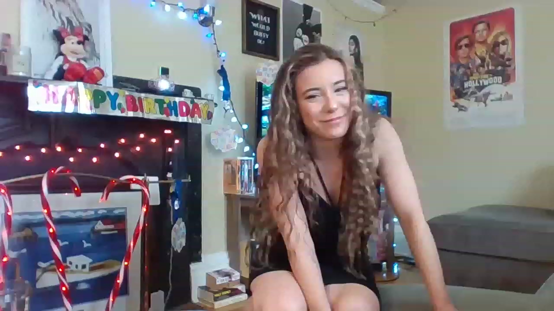 Gallery image thumbnail from EllyBunnie's myfreecams stream on, 04/13/2023, 16:45 image 11 of 20