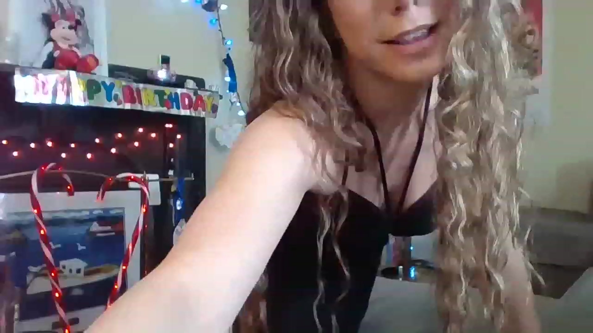 Gallery image thumbnail from EllyBunnie's myfreecams stream on, 04/13/2023, 16:45 image 16 of 20