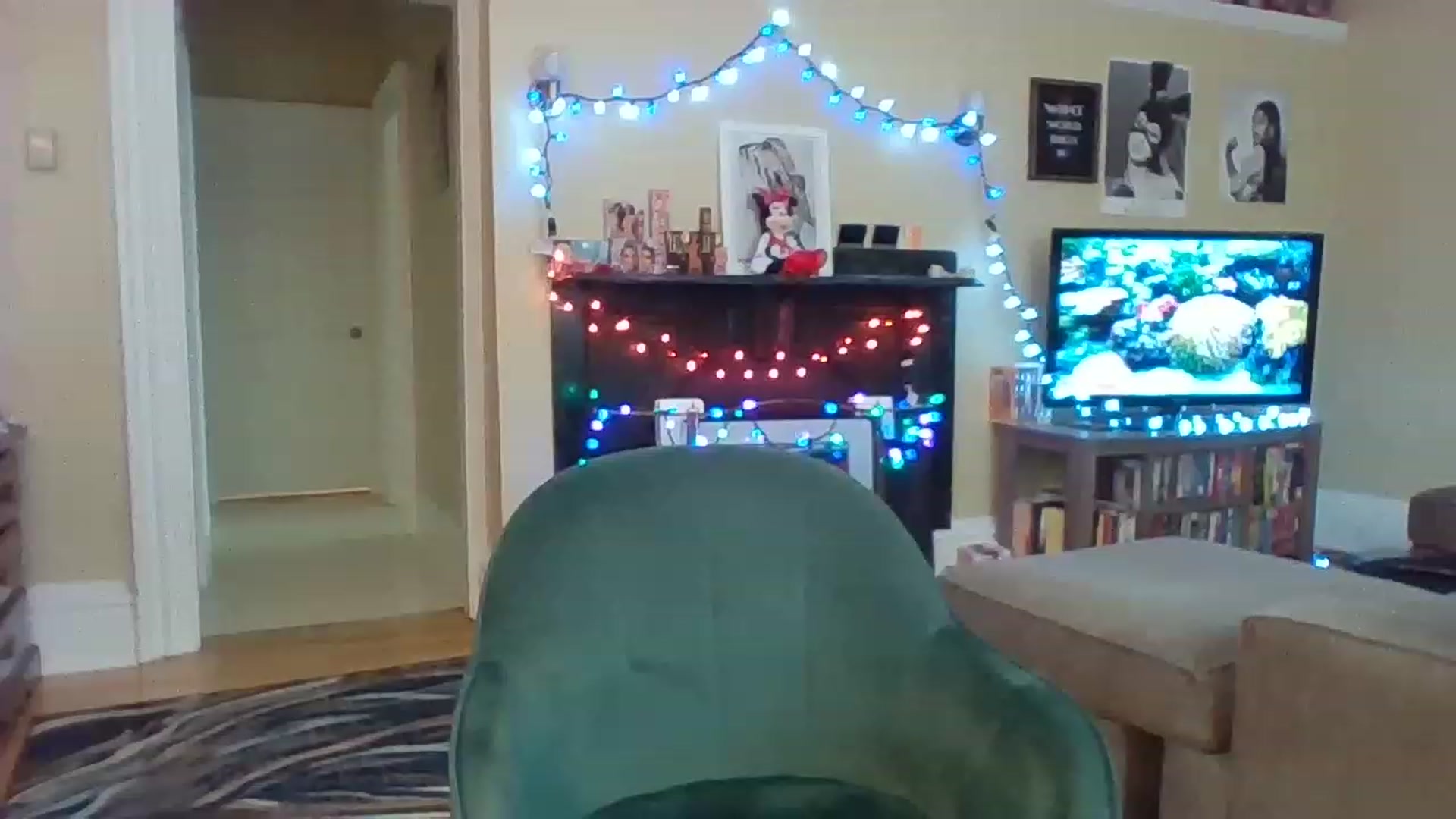 Gallery image thumbnail from EllyBunnie's myfreecams stream on, 05/30/2023, 19:03 image 6 of 20
