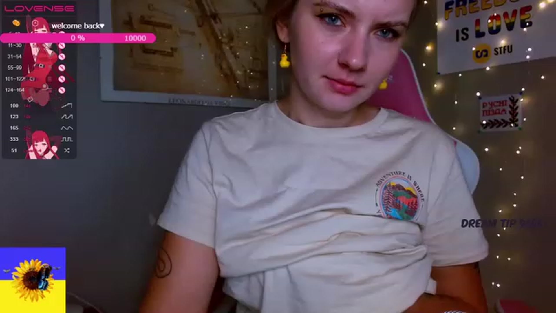 Gallery image thumbnail from EllyPlum's myfreecams stream on, 12/15/2022, 08:40 image 12 of 20