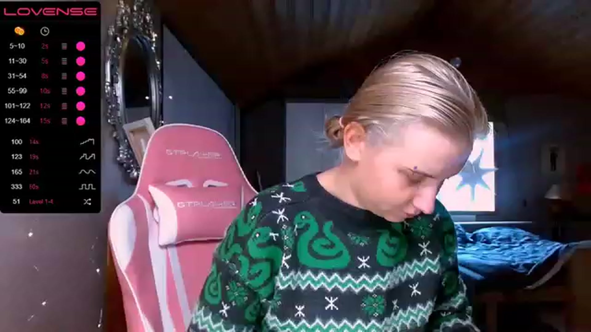 Gallery image thumbnail from EllyPlum's myfreecams stream on, 12/19/2022, 09:11 image 5 of 20