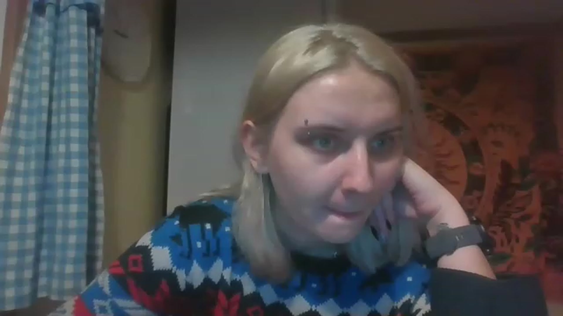 Gallery image thumbnail from EllyPlum's myfreecams stream on, 12/24/2022, 20:02 image 4 of 20
