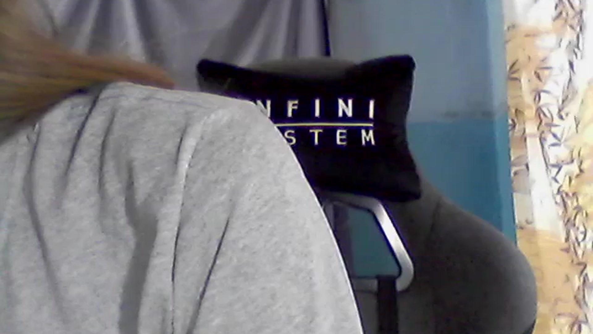 Gallery image thumbnail from Elly_Clutch's myfreecams stream on, 11/16/2023, 15:04 image 5 of 20