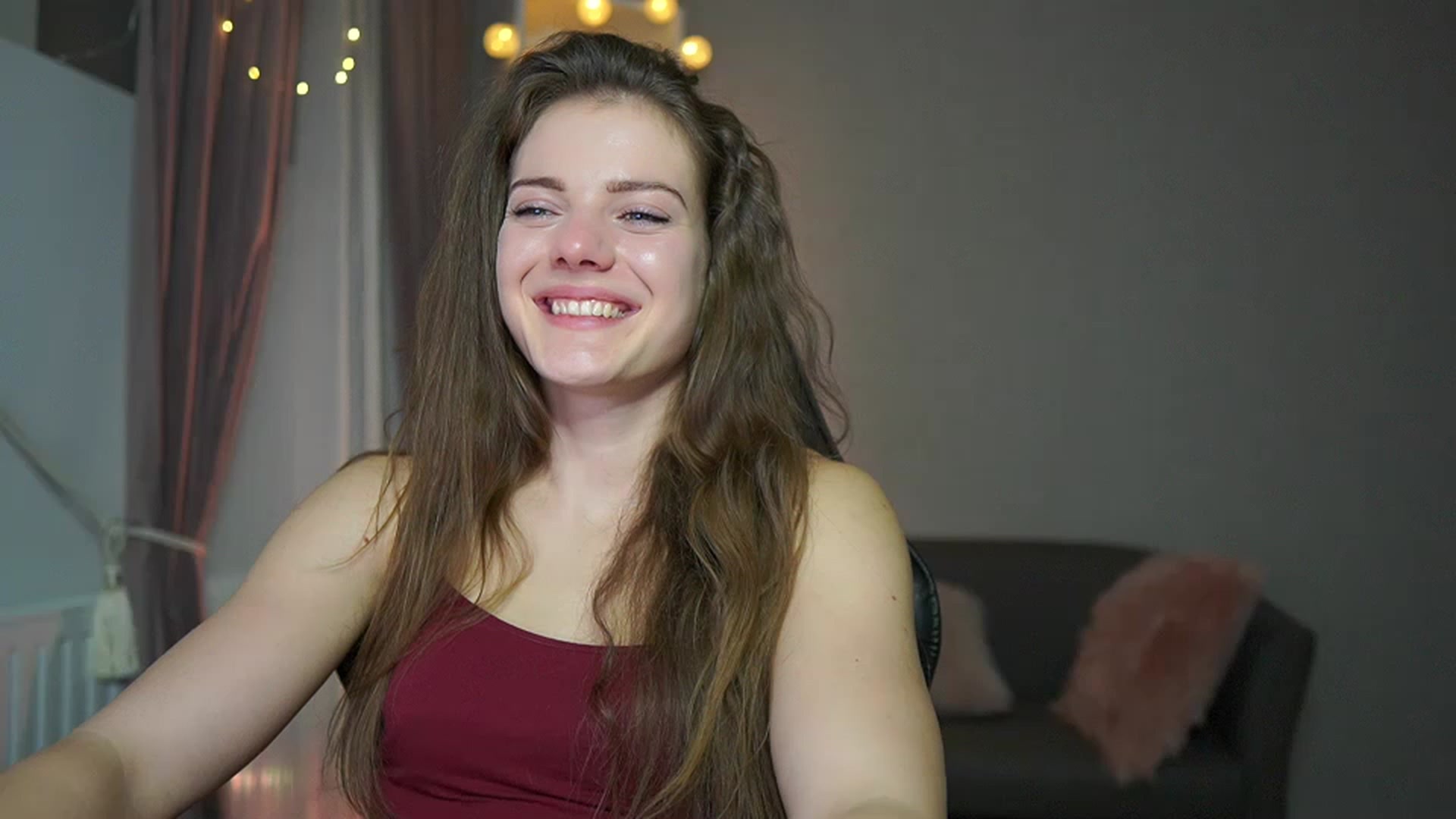 Gallery image thumbnail from Elly_Malkova_'s myfreecams stream on, 02/10/2023, 23:34 image 13 of 20