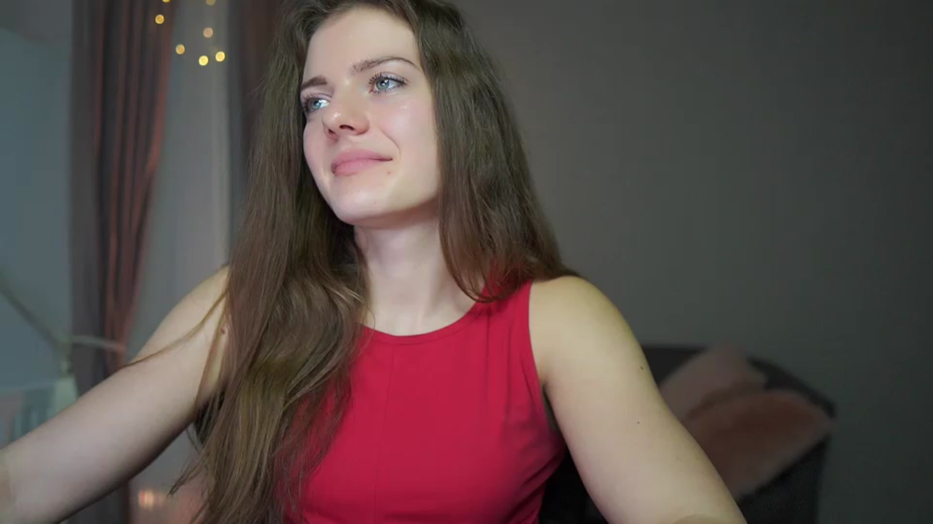 Gallery image thumbnail from Elly_Malkova_'s myfreecams stream on, 02/11/2023, 12:46 image 3 of 20