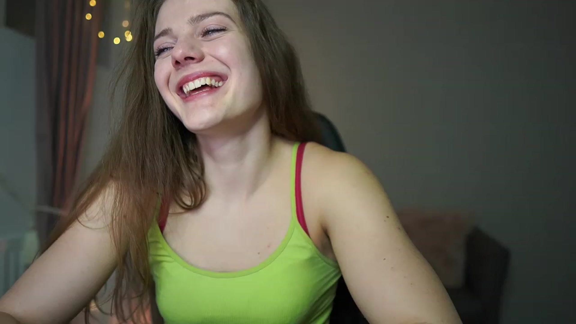 Gallery image thumbnail from Elly_Malkova_'s myfreecams stream on, 02/13/2023, 19:59 image 8 of 20