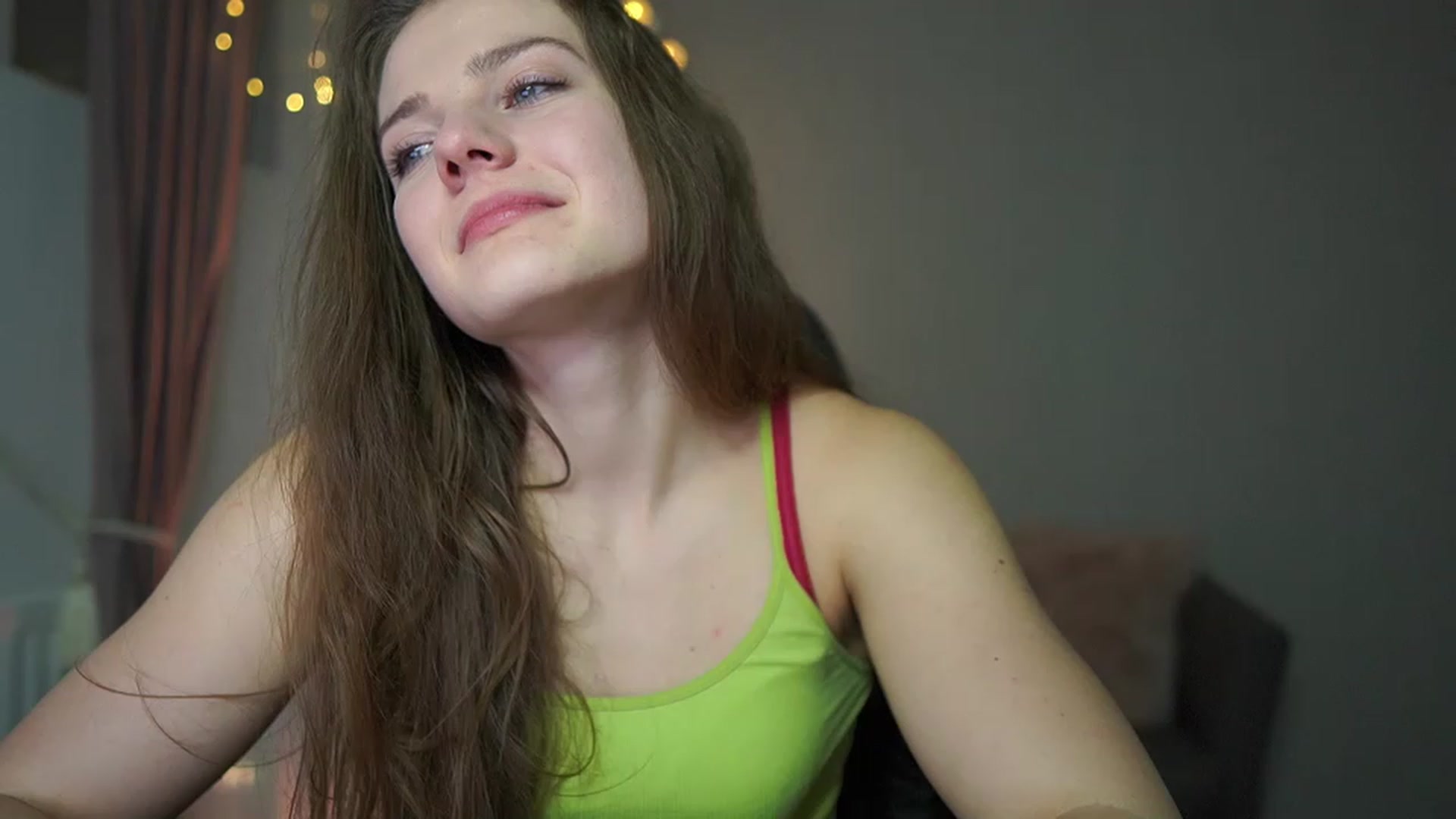 Gallery image thumbnail from Elly_Malkova_'s myfreecams stream on, 02/13/2023, 19:59 image 12 of 20