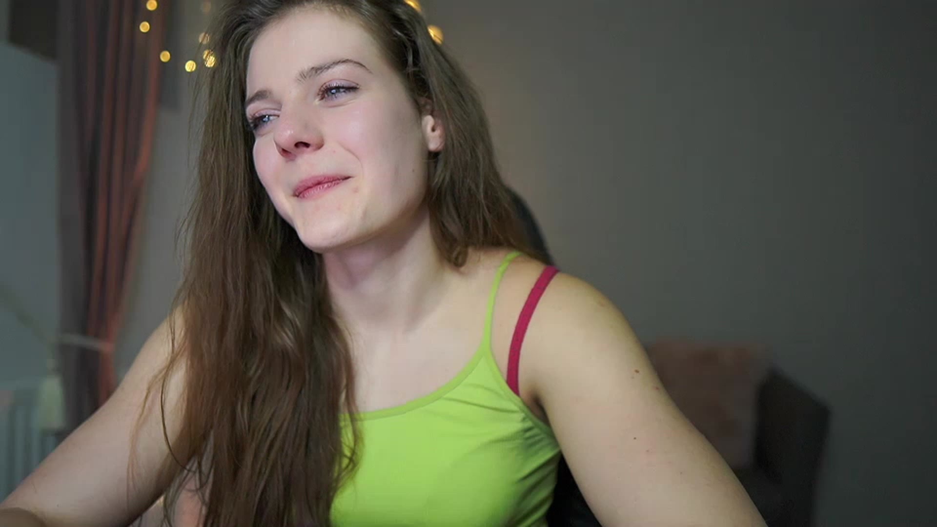 Gallery image thumbnail from Elly_Malkova_'s myfreecams stream on, 02/13/2023, 20:35 image 2 of 20