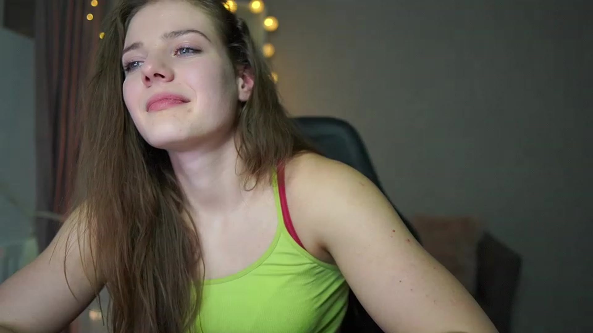 Gallery image thumbnail from Elly_Malkova_'s myfreecams stream on, 02/13/2023, 20:35 image 20 of 20