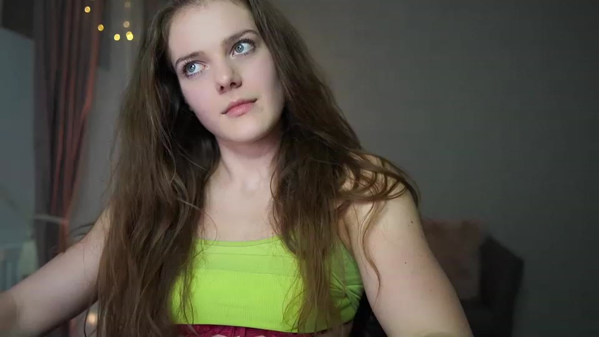 Gallery image thumbnail from Elly_Malkova_'s myfreecams stream on, 02/13/2023, 21:28 image 9 of 20