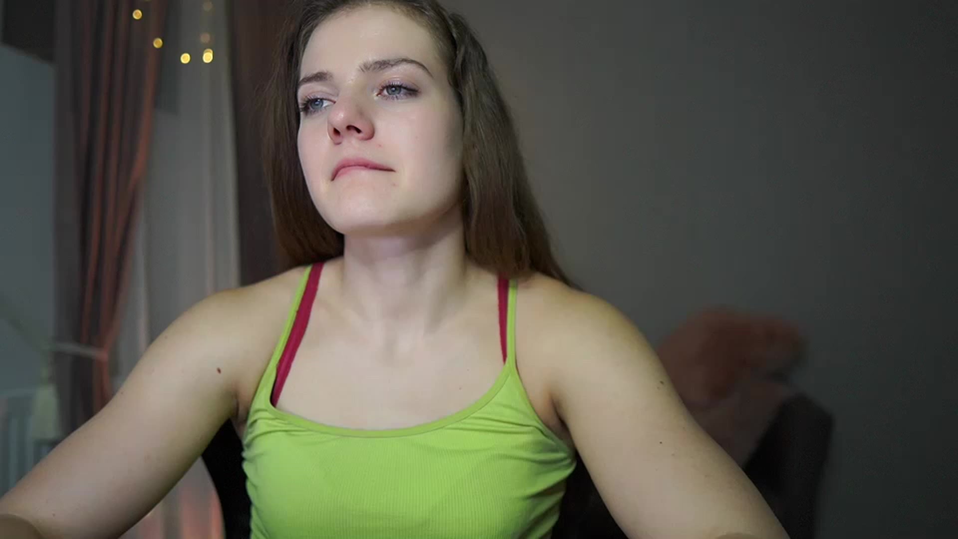 Gallery image thumbnail from Elly_Malkova_'s myfreecams stream on, 02/14/2023, 24:25 image 1 of 20