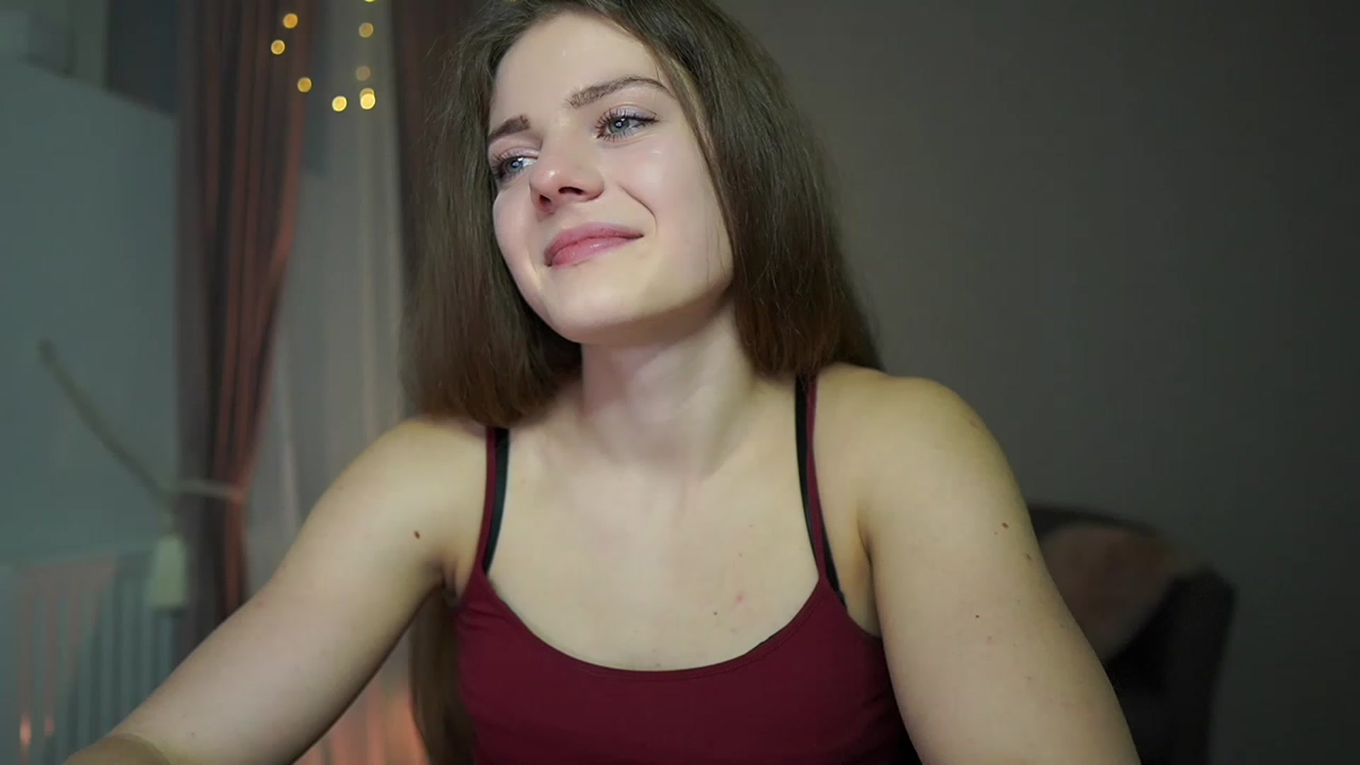 Gallery image thumbnail from Elly_Malkova_'s myfreecams stream on, 02/14/2023, 15:25 image 12 of 20
