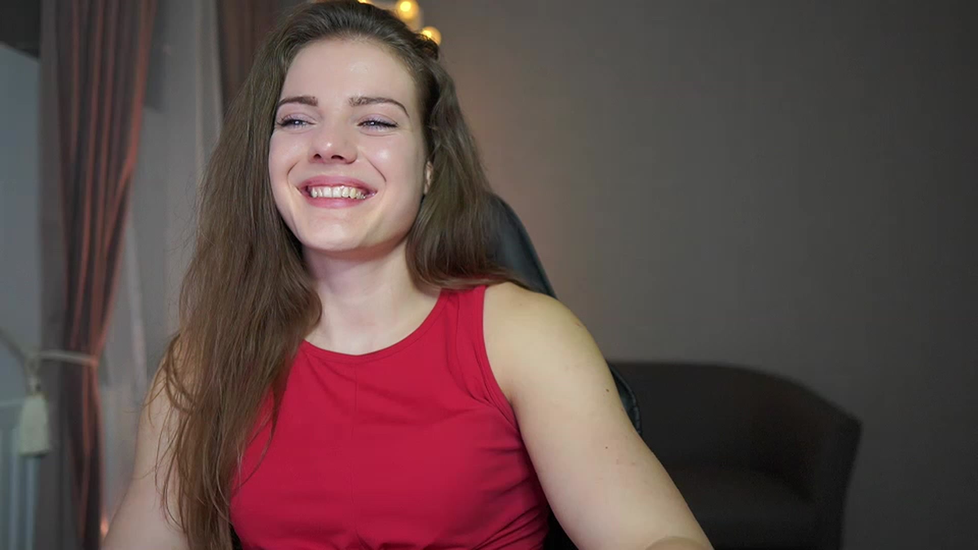 Gallery image thumbnail from Elly_Malkova_'s myfreecams stream on, 02/15/2023, 21:28 image 13 of 20