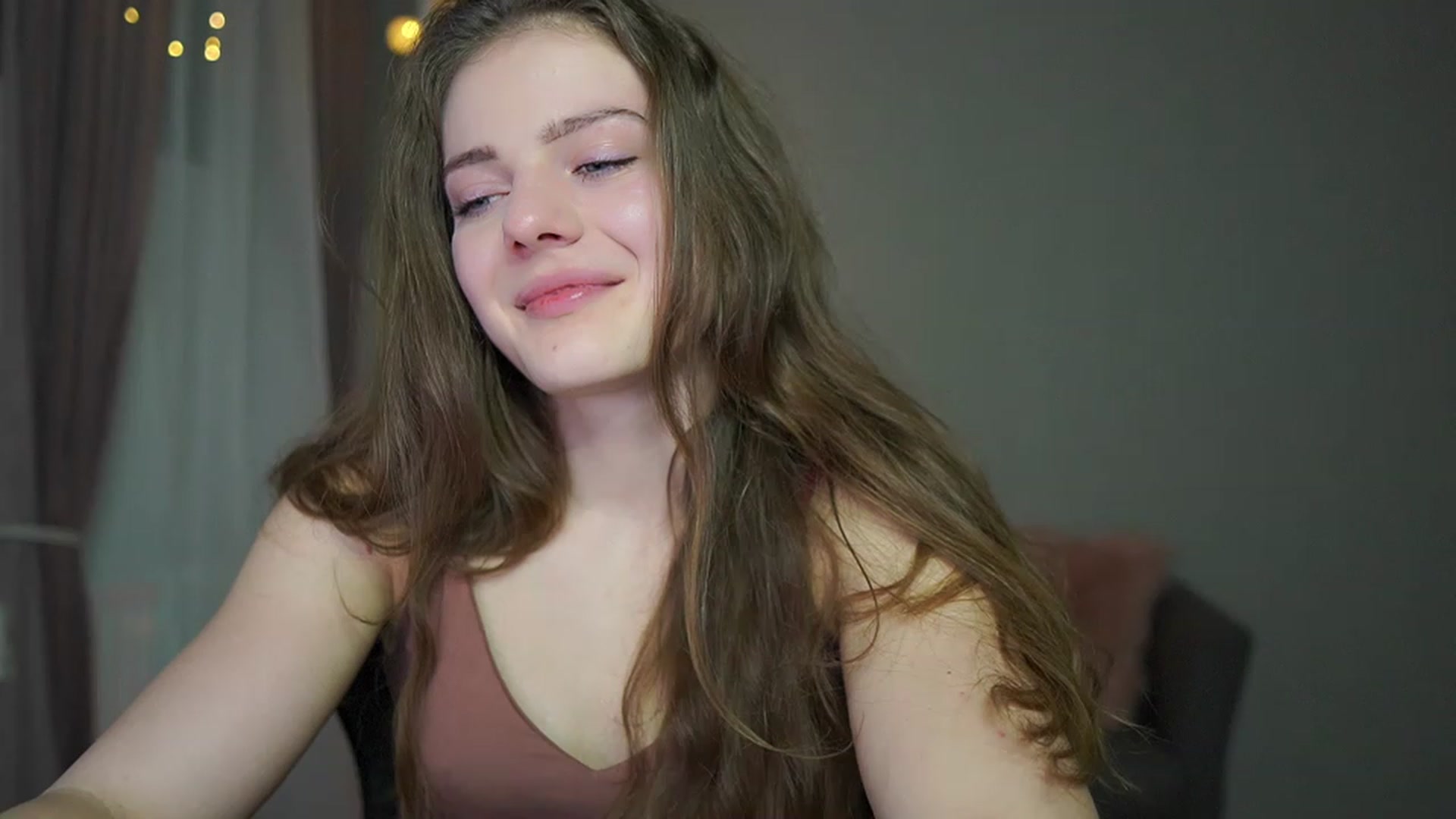 Gallery image thumbnail from Elly_Malkova_'s myfreecams stream on, 02/20/2023, 20:31 image 6 of 20