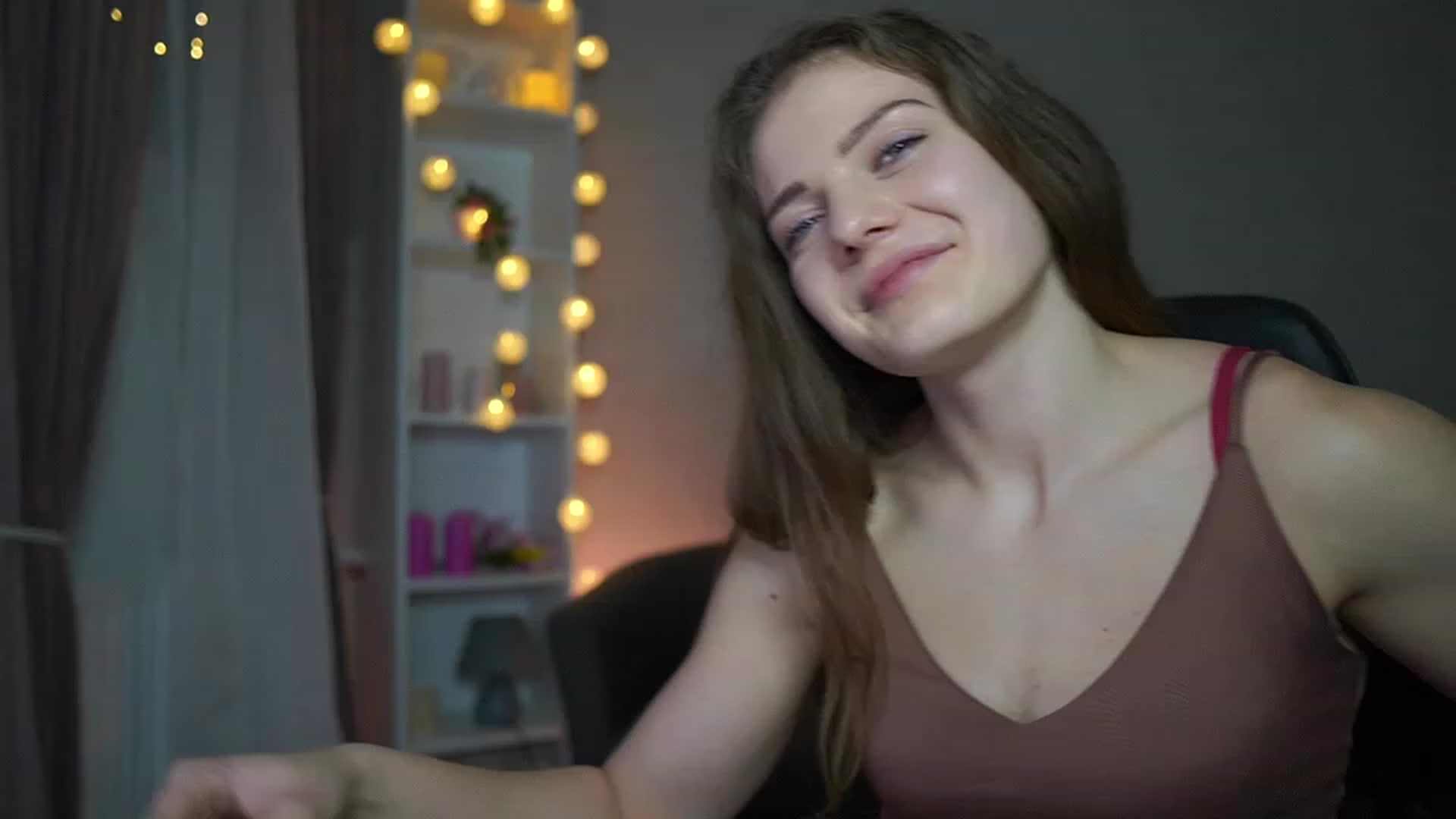 Gallery image thumbnail from Elly_Malkova_'s myfreecams stream on, 02/20/2023, 21:56 image 9 of 20