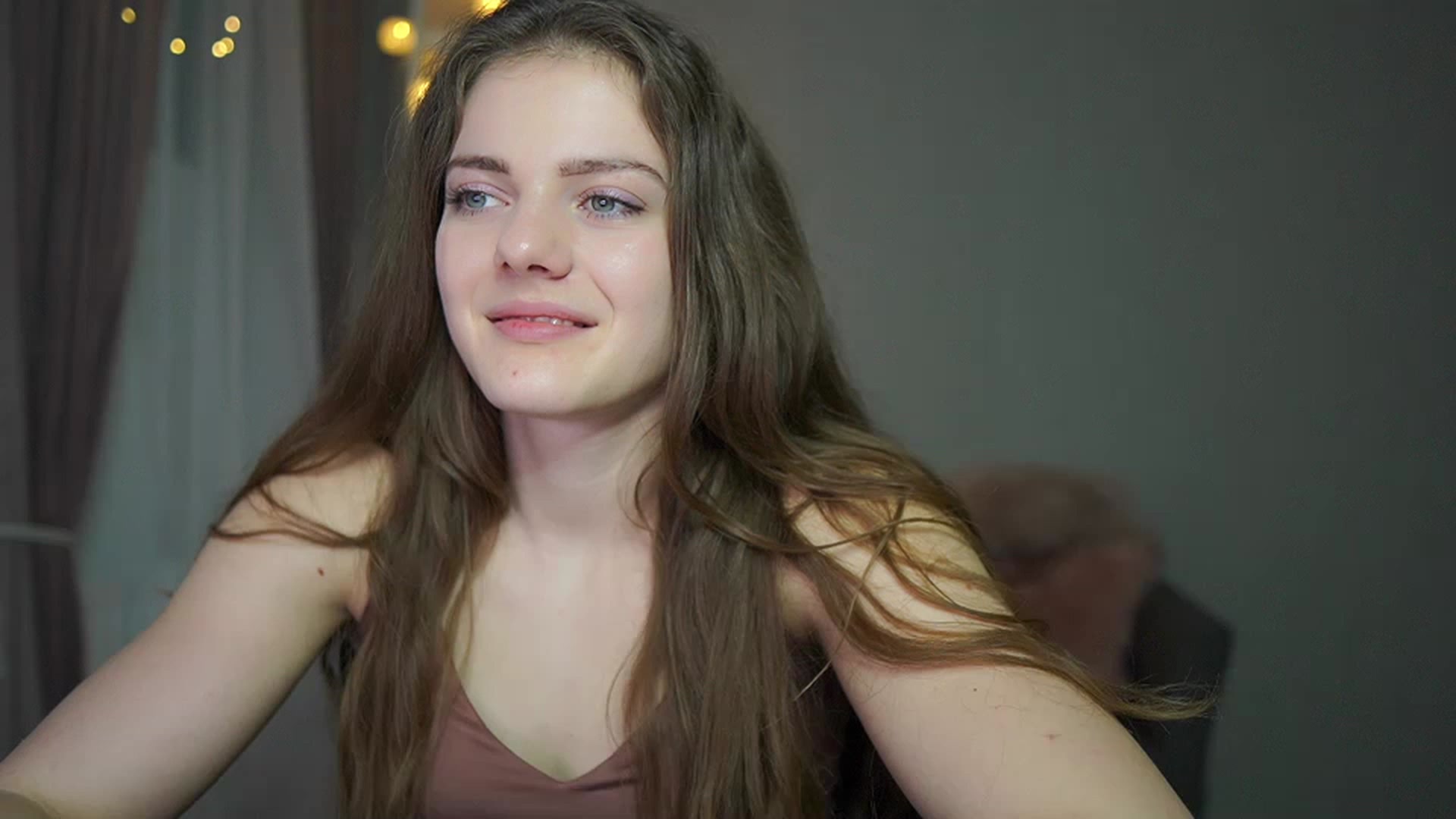 Gallery image thumbnail from Elly_Malkova_'s myfreecams stream on, 02/20/2023, 23:07 image 19 of 20