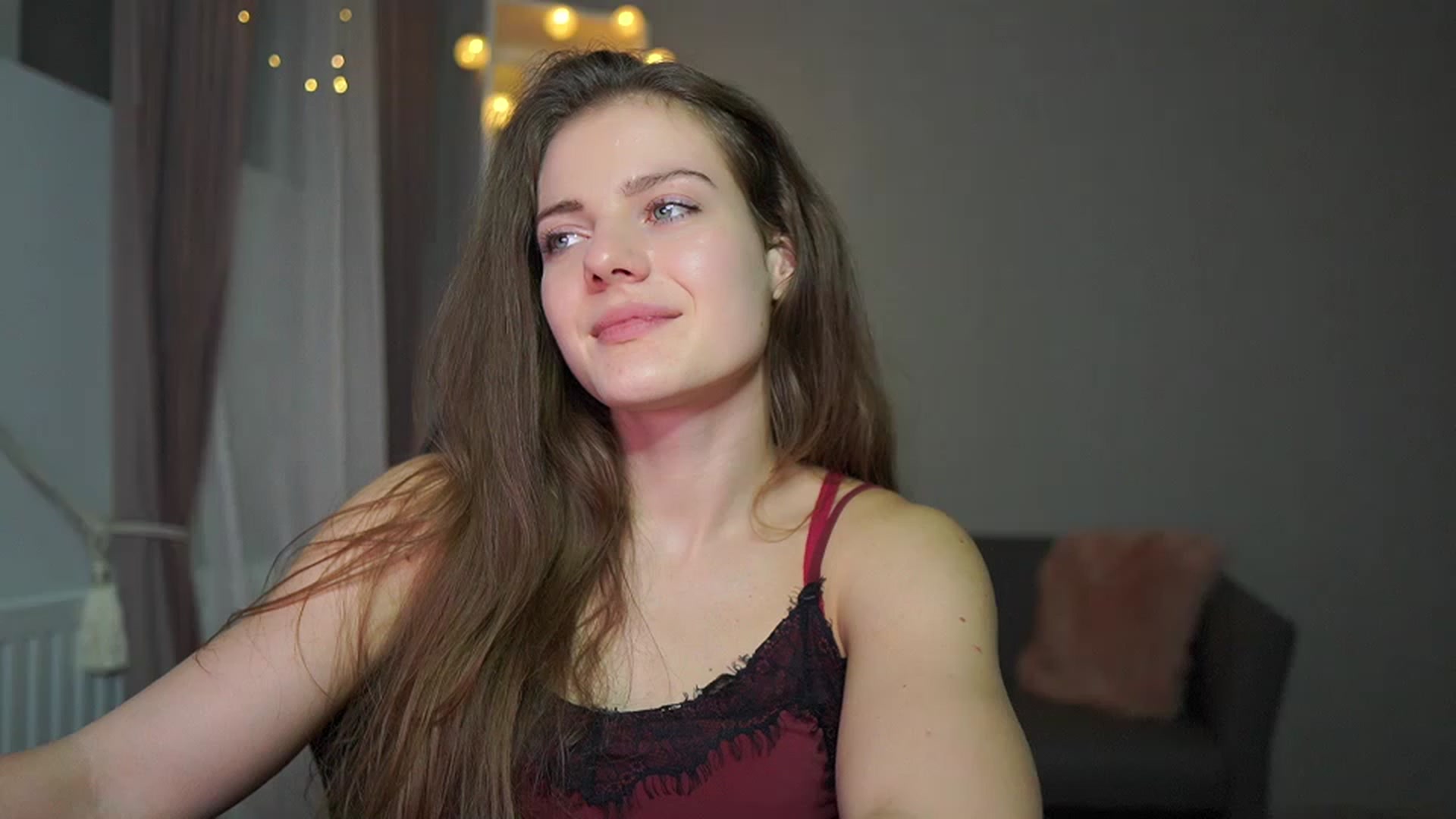 Gallery image thumbnail from Elly_Malkova_'s myfreecams stream on, 02/22/2023, 23:36 image 15 of 20