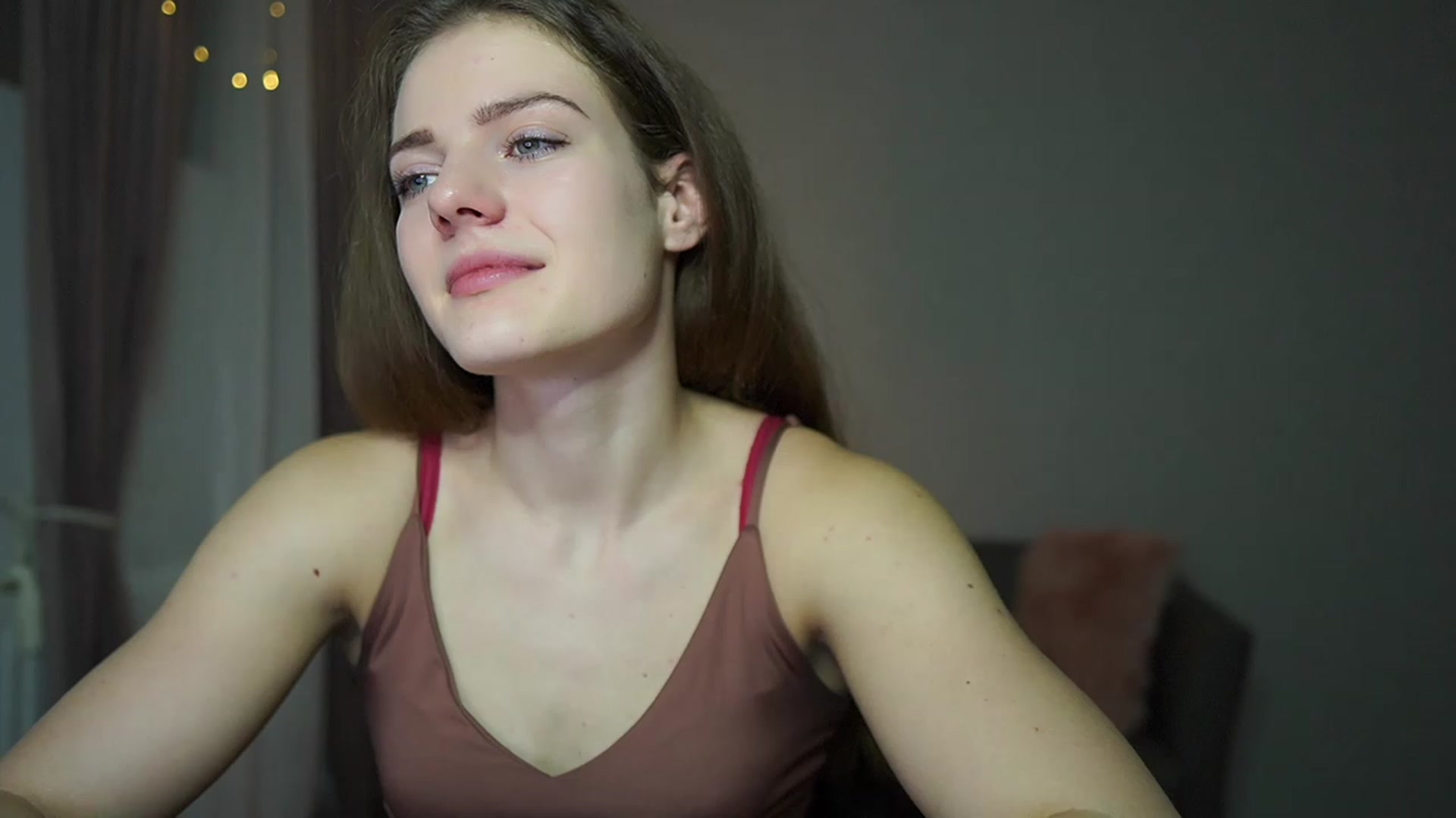Gallery image thumbnail from Elly_Malkova_'s myfreecams stream on, 02/24/2023, 20:56 image 2 of 20