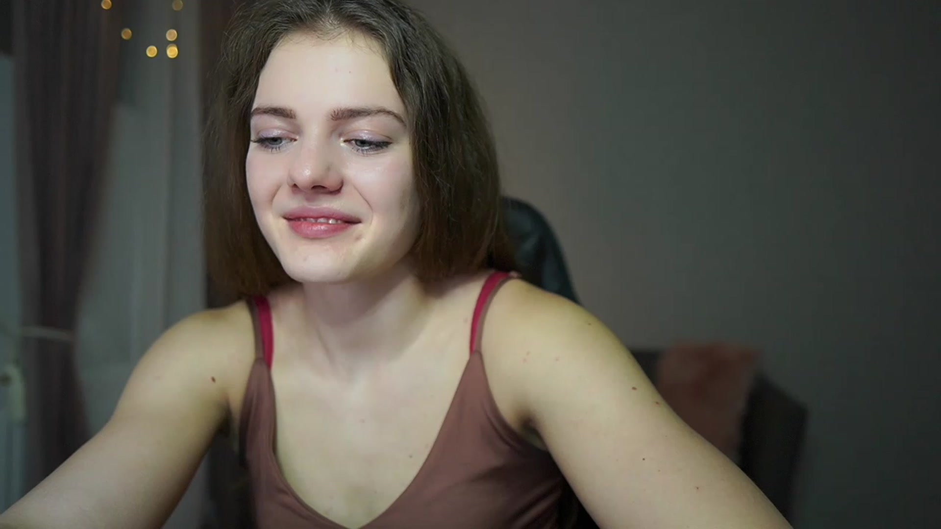 Gallery image thumbnail from Elly_Malkova_'s myfreecams stream on, 02/24/2023, 20:56 image 9 of 20