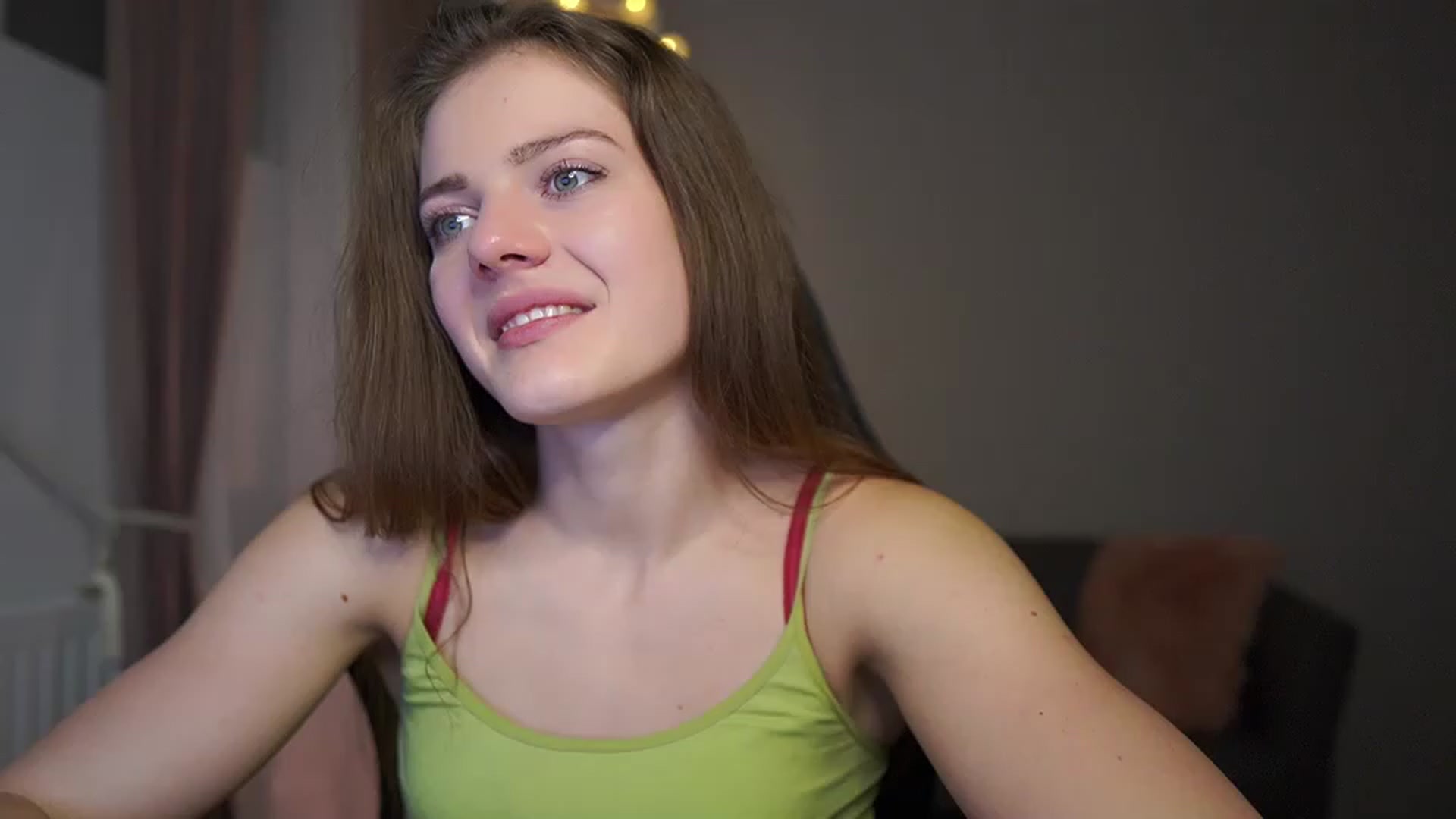 Gallery image thumbnail from Elly_Malkova_'s myfreecams stream on, 02/26/2023, 21:02 image 12 of 20