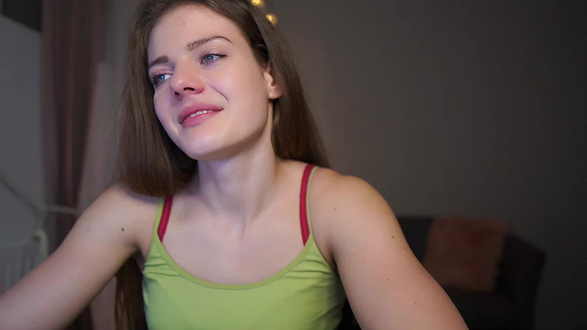 Gallery image thumbnail from Elly_Malkova_'s myfreecams stream on, 02/26/2023, 23:15 image 1 of 20