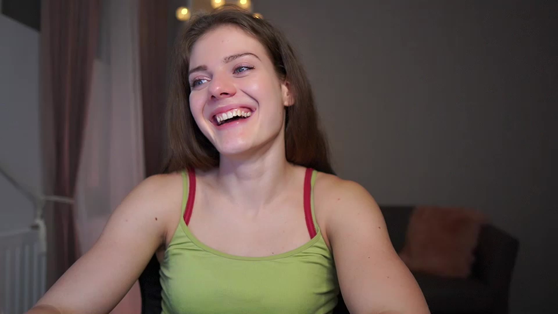 Gallery image thumbnail from Elly_Malkova_'s myfreecams stream on, 02/26/2023, 23:15 image 13 of 20