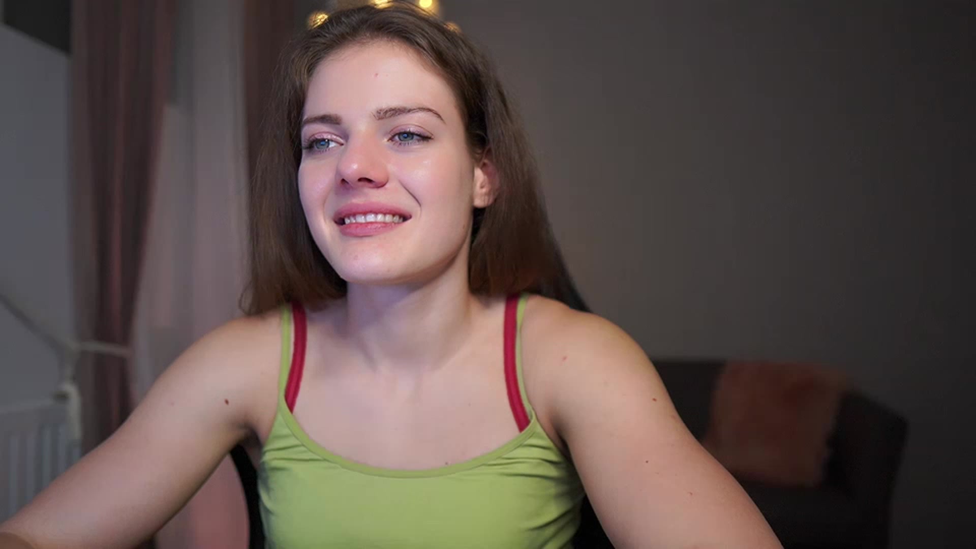 Gallery image thumbnail from Elly_Malkova_'s myfreecams stream on, 02/26/2023, 23:15 image 14 of 20