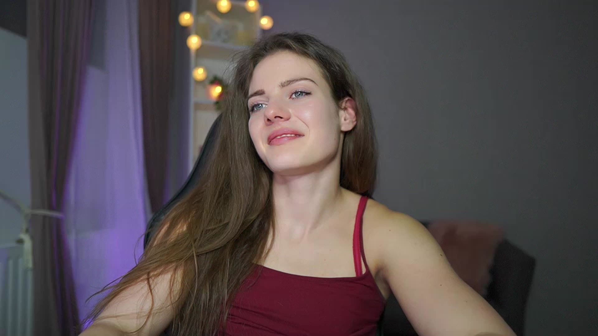 Gallery image thumbnail from Elly_Malkova_'s myfreecams stream on, 03/01/2023, 24:01 image 19 of 20