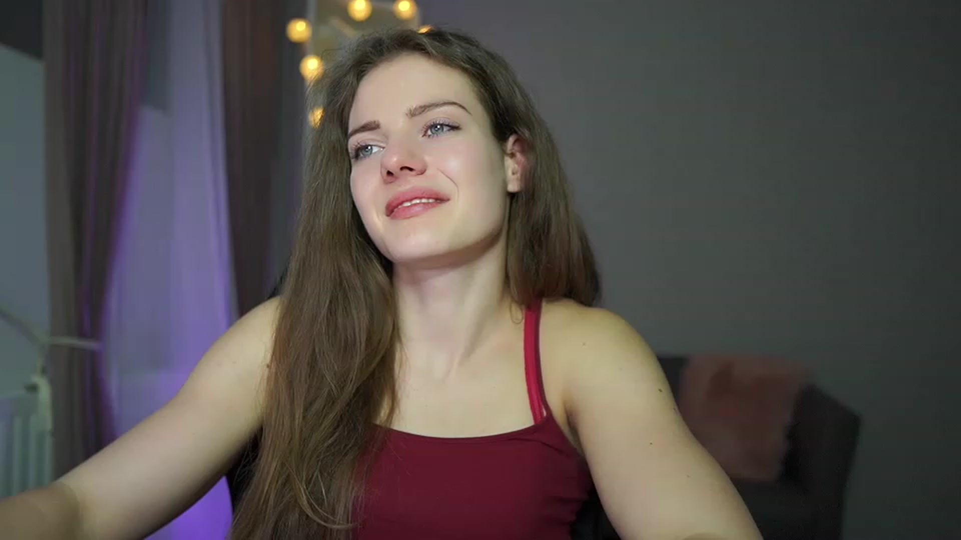 Gallery image thumbnail from Elly_Malkova_'s myfreecams stream on, 03/01/2023, 24:01 image 4 of 20