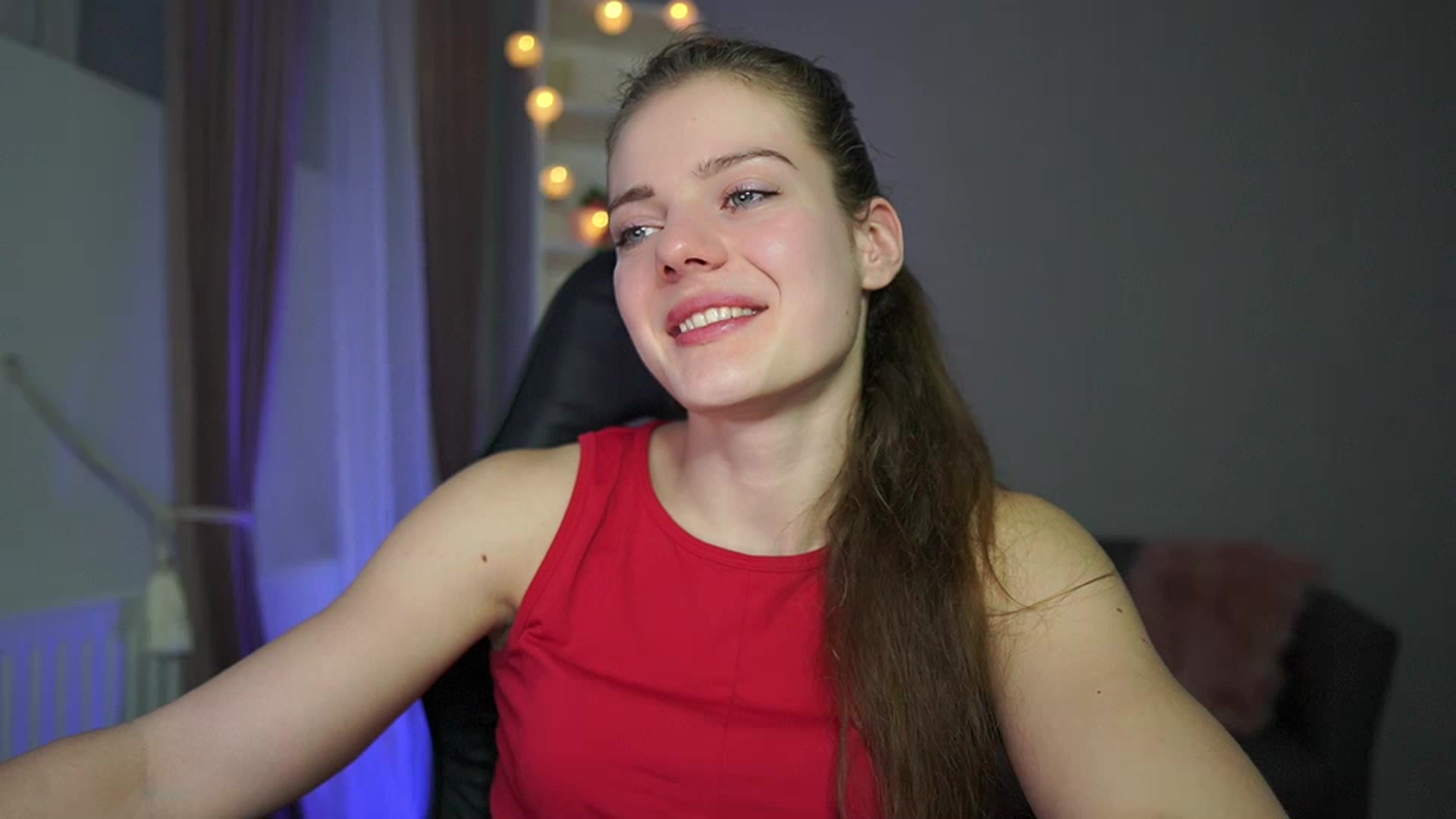 Gallery image thumbnail from Elly_Malkova_'s myfreecams stream on, 03/02/2023, 14:49 image 15 of 20