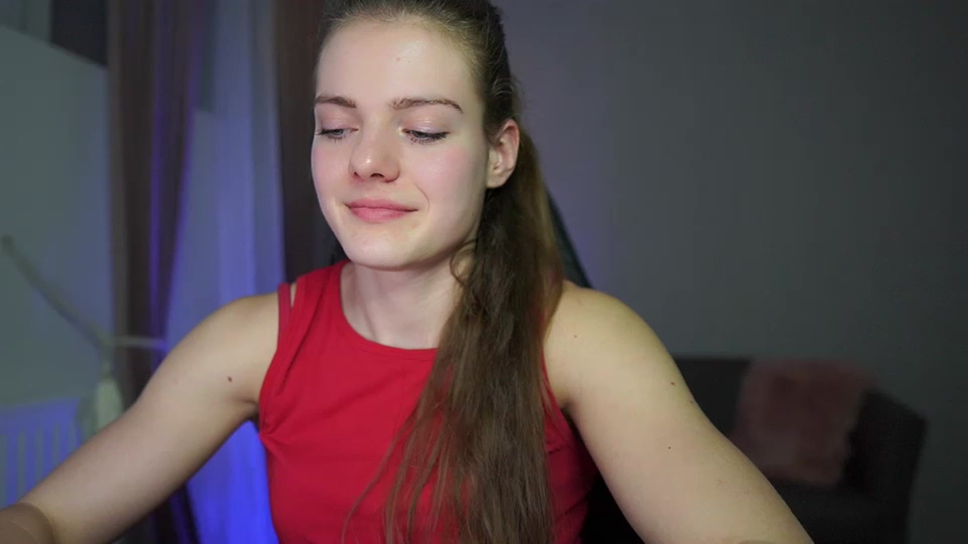 Gallery image thumbnail from Elly_Malkova_'s myfreecams stream on, 03/02/2023, 16:28 image 18 of 20