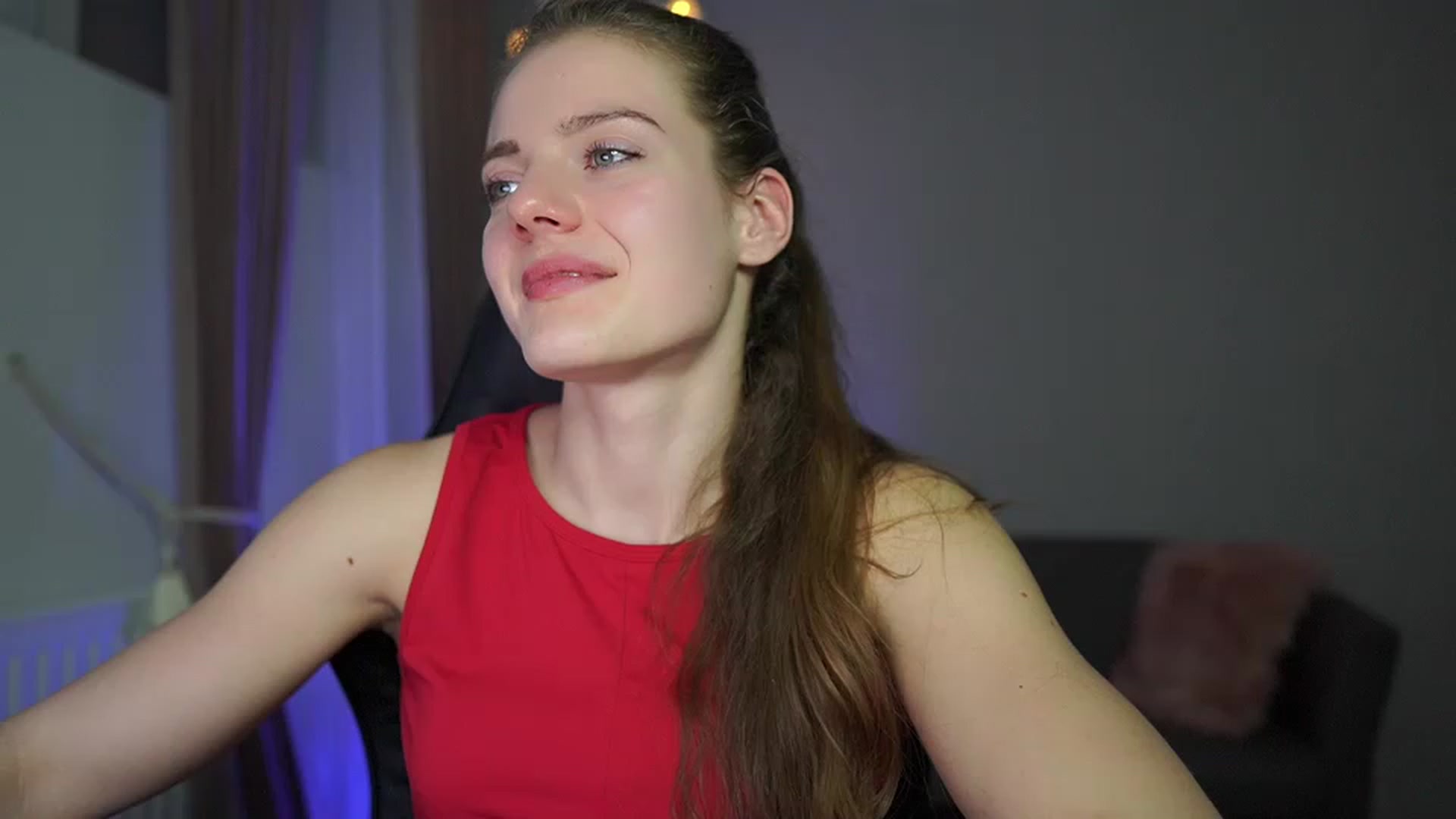 Gallery image thumbnail from Elly_Malkova_'s myfreecams stream on, 03/02/2023, 18:11 image 20 of 20