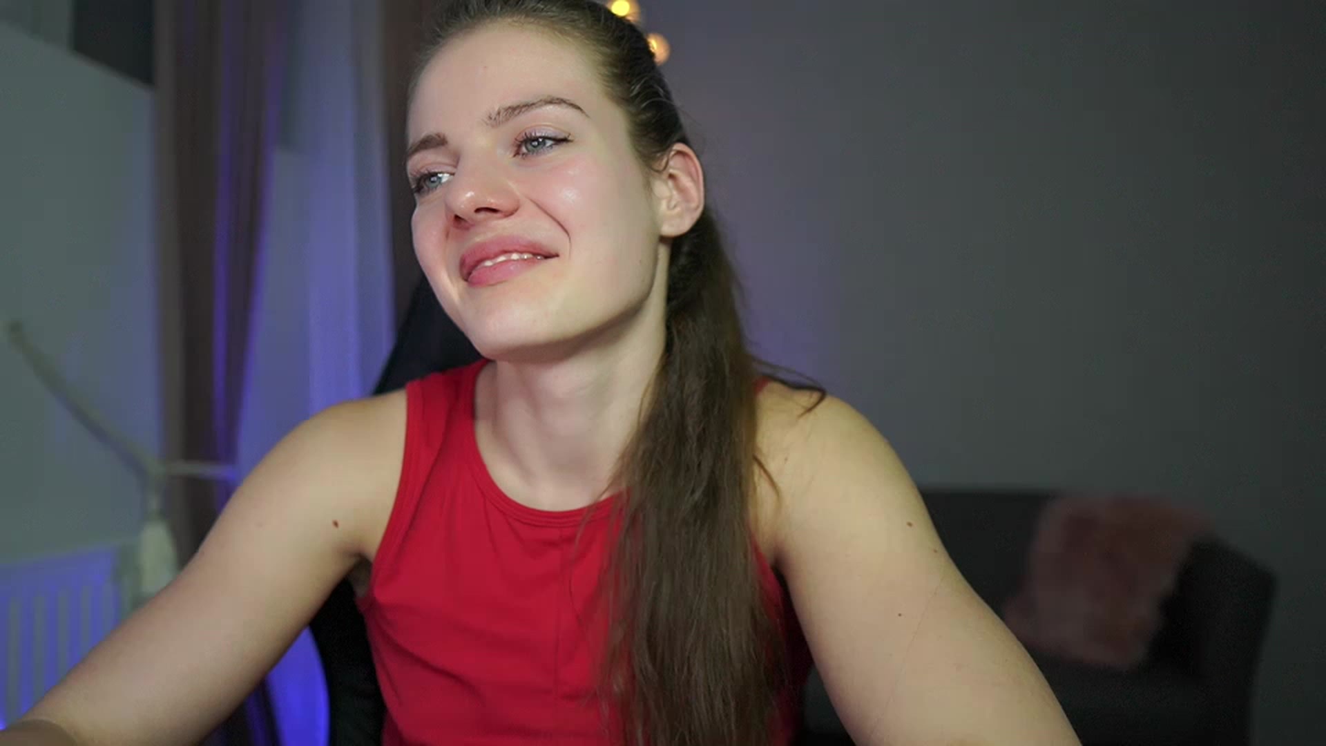 Gallery image thumbnail from Elly_Malkova_'s myfreecams stream on, 03/02/2023, 19:10 image 1 of 20