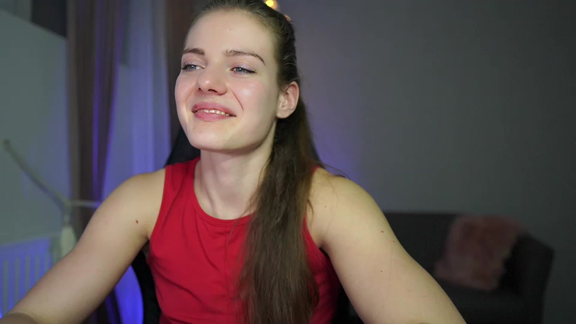 Gallery image thumbnail from Elly_Malkova_'s myfreecams stream on, 03/02/2023, 19:10 image 2 of 20