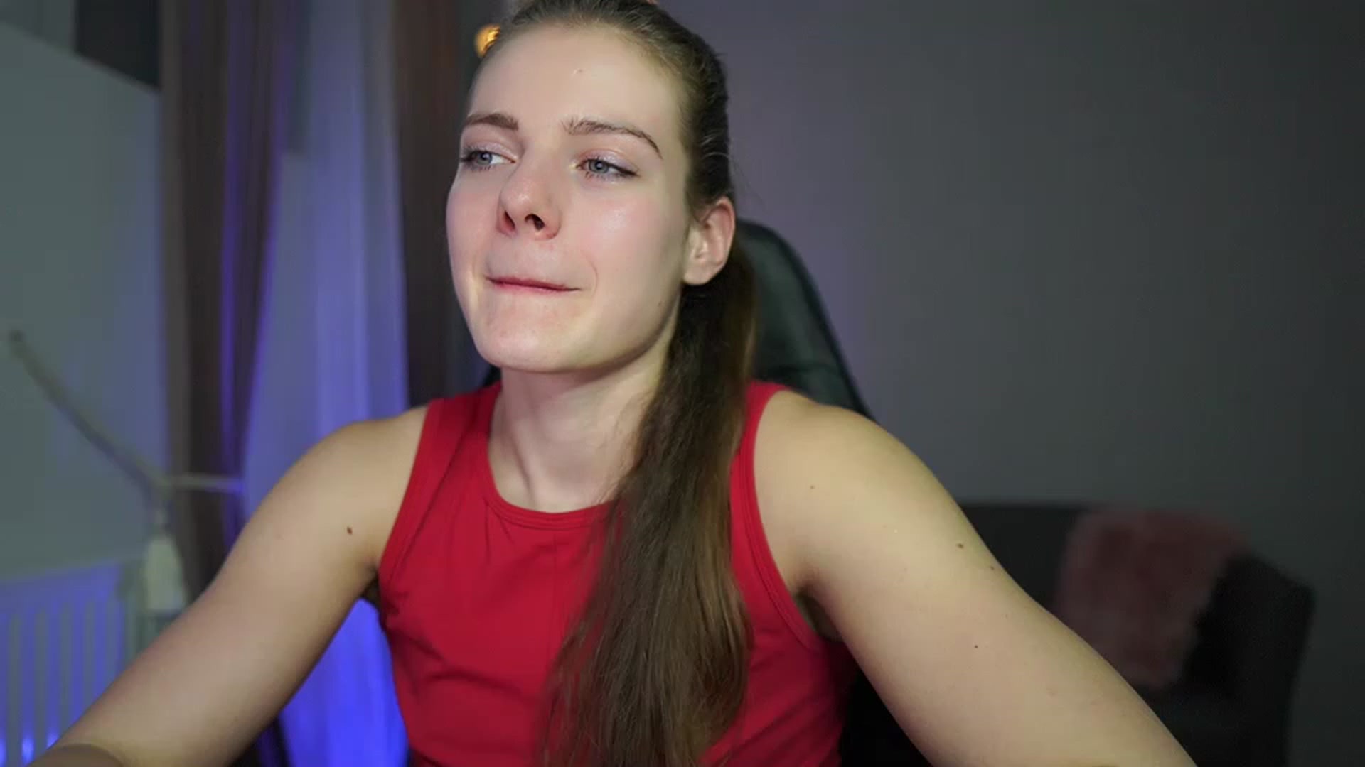 Gallery image thumbnail from Elly_Malkova_'s myfreecams stream on, 03/02/2023, 19:10 image 7 of 20
