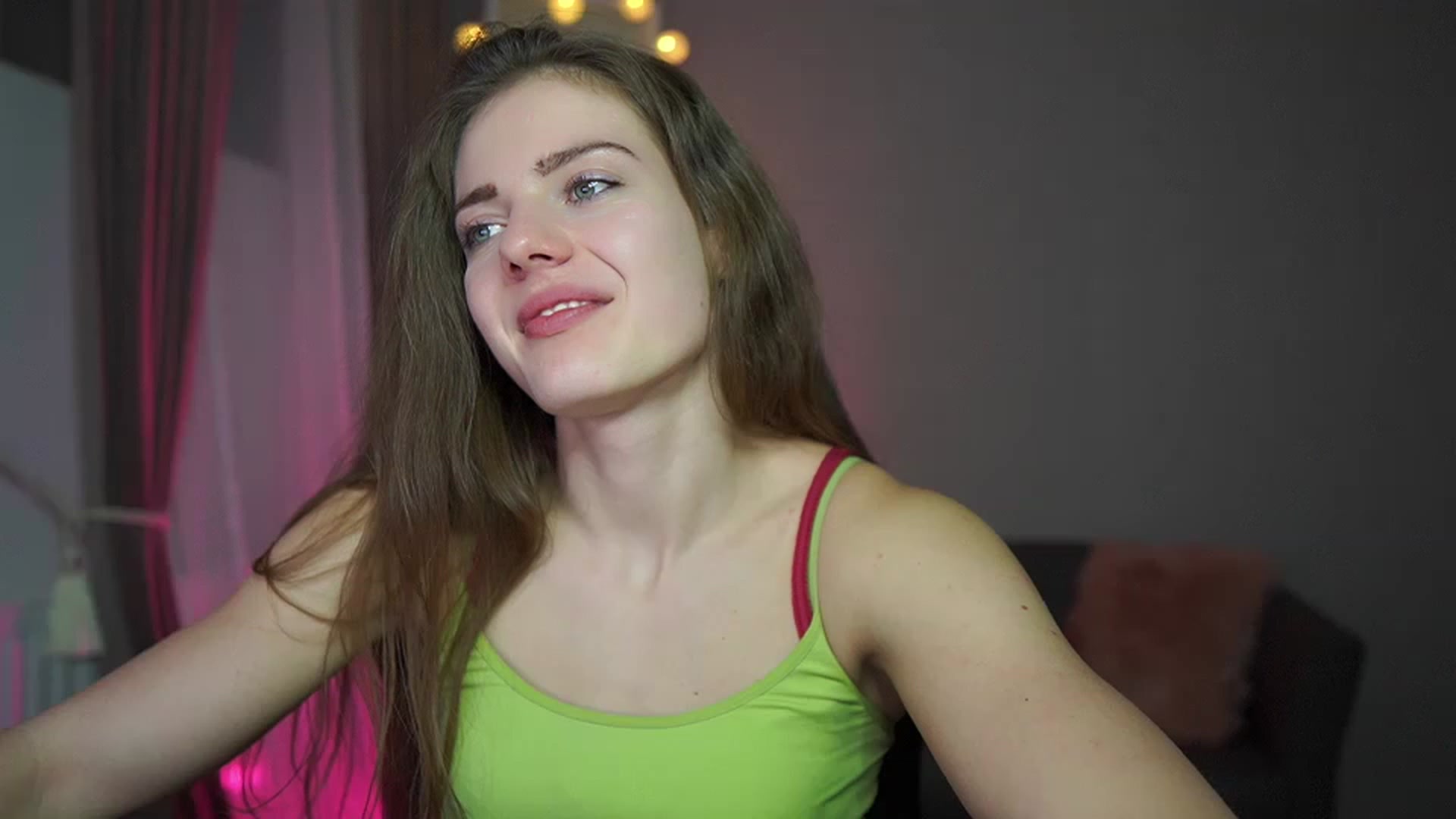Gallery image thumbnail from Elly_Malkova_'s myfreecams stream on, 03/03/2023, 22:31 image 11 of 20