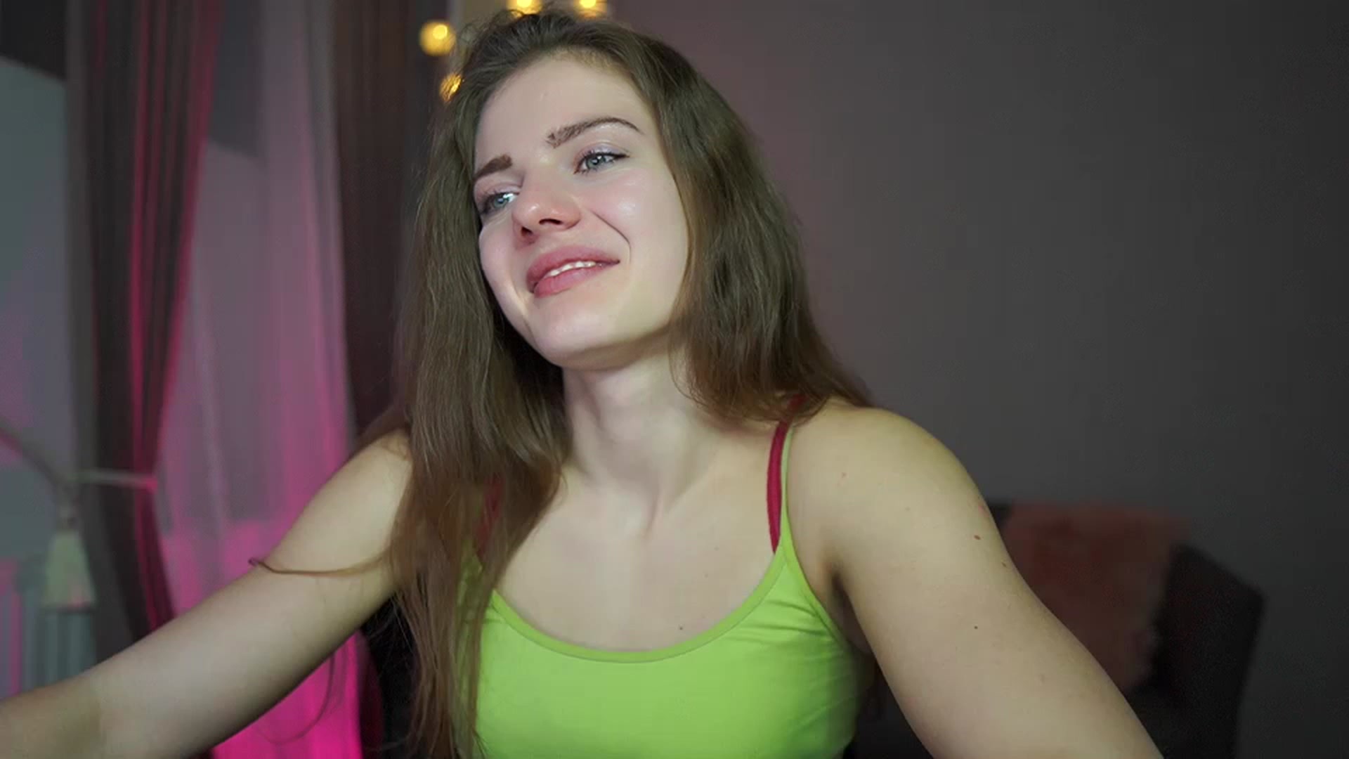 Gallery image thumbnail from Elly_Malkova_'s myfreecams stream on, 03/03/2023, 22:31 image 18 of 20