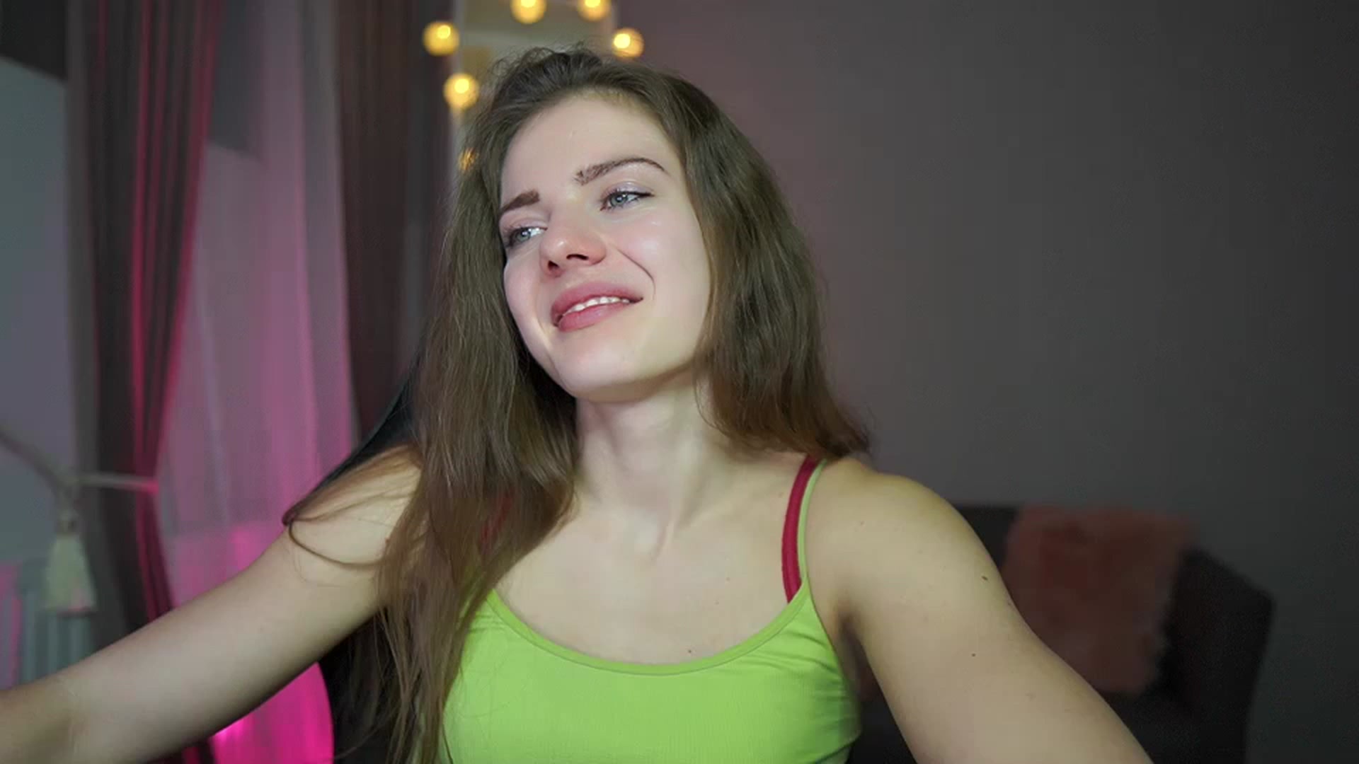 Gallery image thumbnail from Elly_Malkova_'s myfreecams stream on, 03/03/2023, 22:31 image 12 of 20