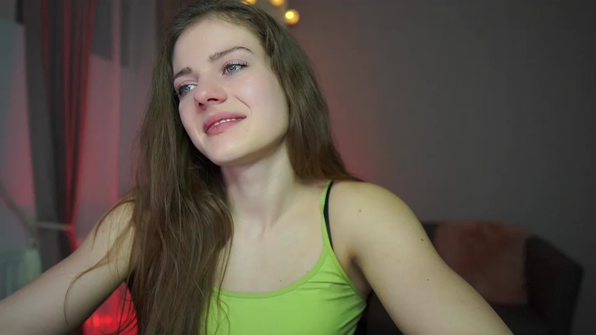 Gallery image thumbnail from Elly_Malkova_'s myfreecams stream on, 03/05/2023, 20:43 image 4 of 20